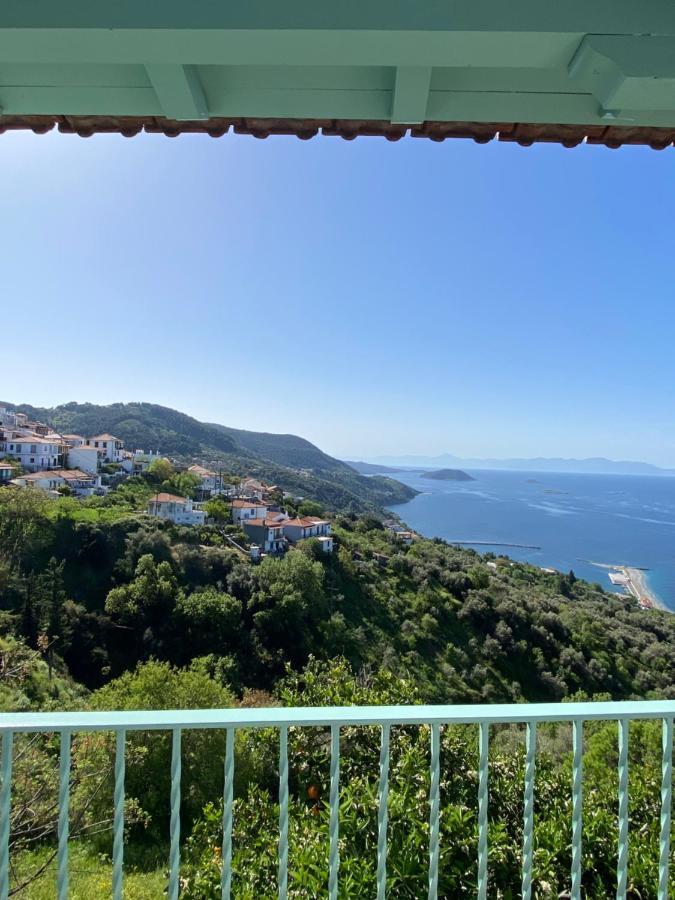 The Balcony Villa Glossa Exterior foto